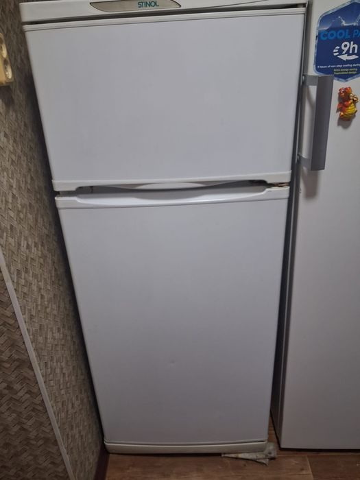Продам Холодильник Stinol