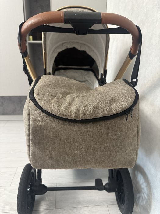 Коляска детская “BABY MOM”