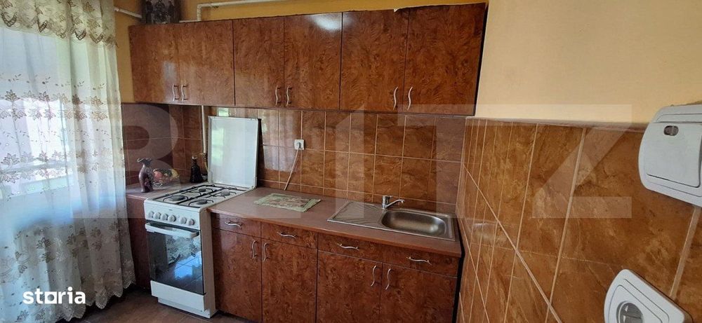 Apartament 2 camere , cu 2 balcoane si pivnita , zona Micro 17