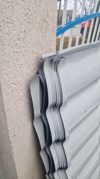 Vand tabla tip tigla 15 lei mp.