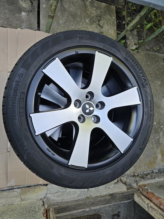 245 45 R 19 jante aliaj cu cauciucuri de vara 5 x 114,3 ET 38 DOT2021