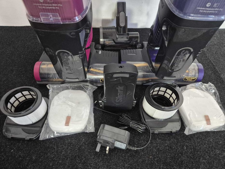 Pachet 2 aspiratoare fara fir Shark Anti Hair Wrap Cordless Vacuum-IZ2