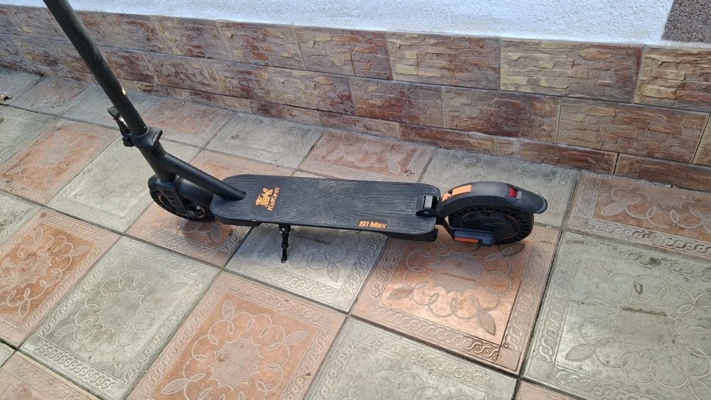 Trotinetă electrică Kukirin S1