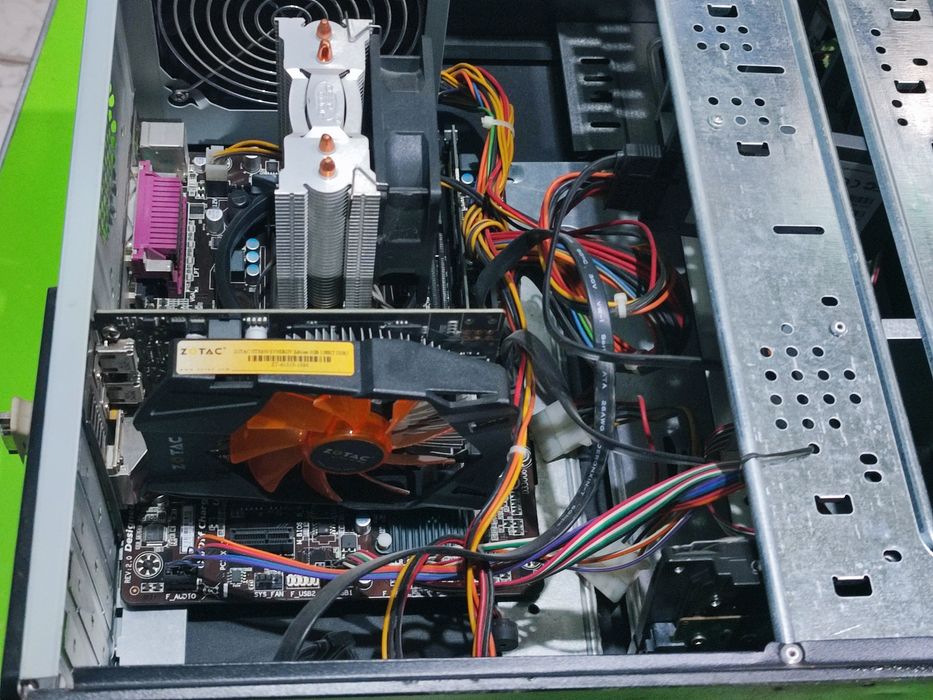 Продаются компьютеры в большом количестве