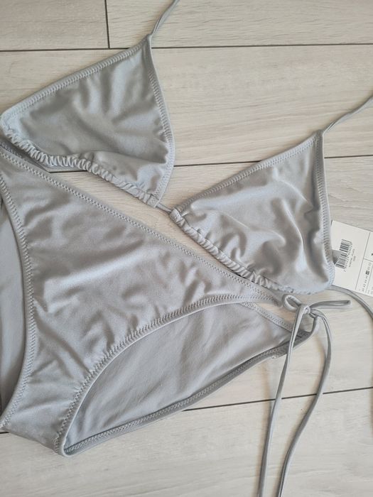 Costum de baie nou marime L argintiu!