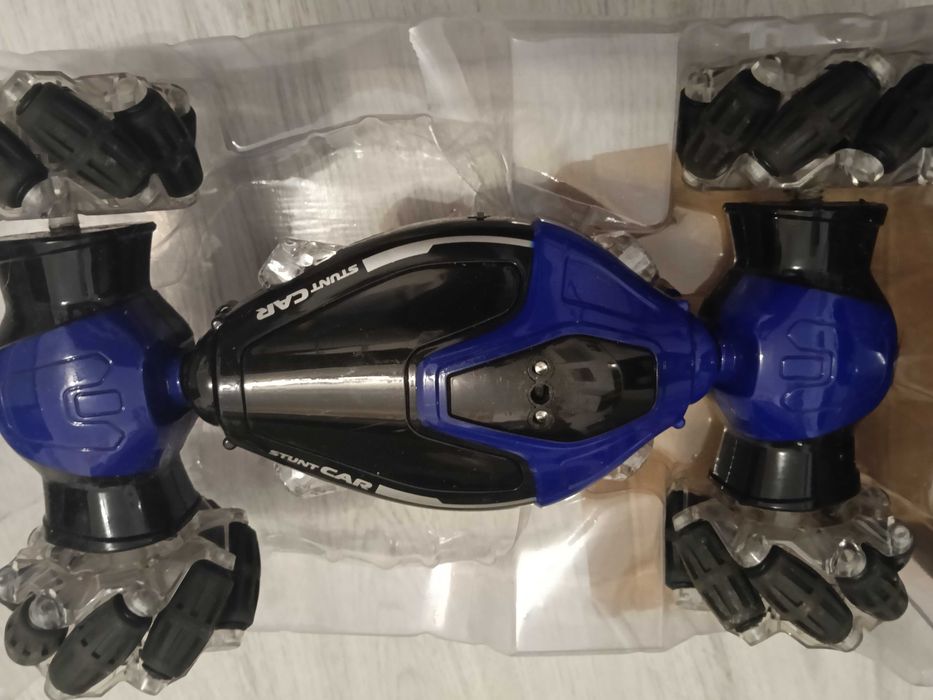 Vând mașinuță rotativa copii