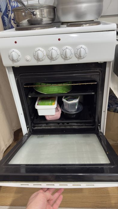 Электроплита, плита, духовка.