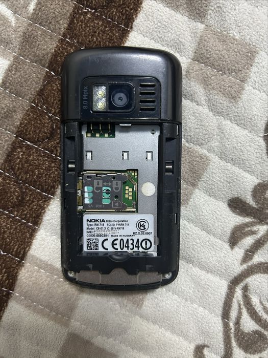 Продам nokia C6-01