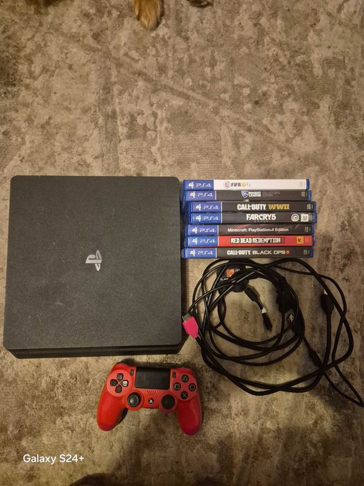 Playstation 4 slim