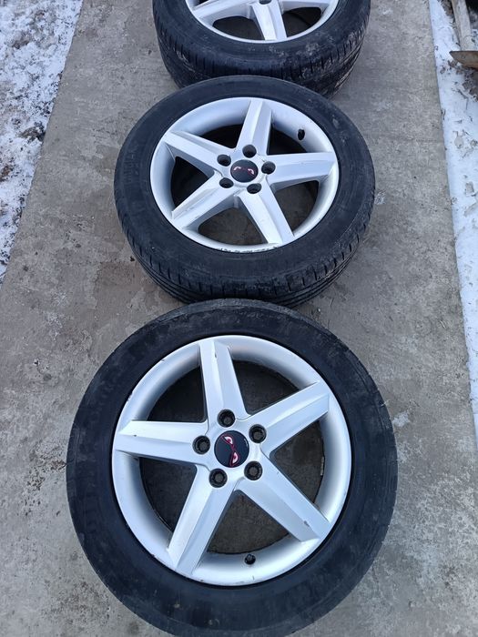 Vând set jante Seat Leon  r16
