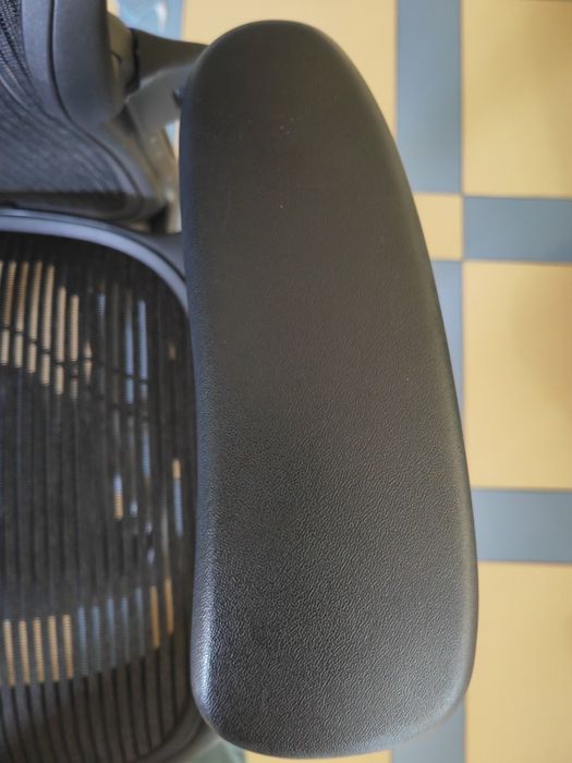 Herman Miller Aeron-(Ергономичен офис стол), размер B