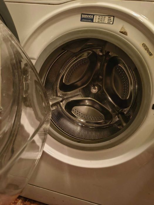 Пералня и сушилня със счупен барабан