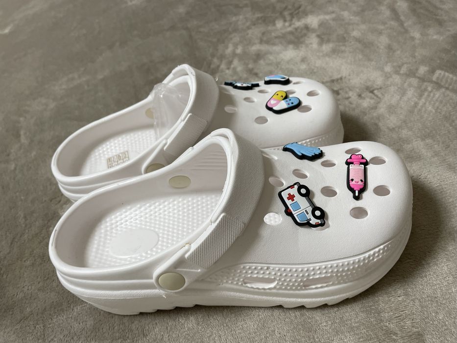 slapi comozi si usori marimea 36/37