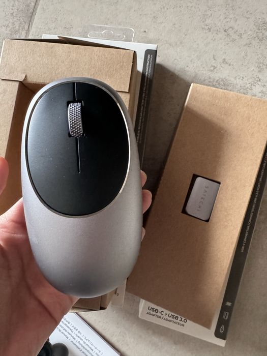 Продам мышь и usb-c адаптер Satechi