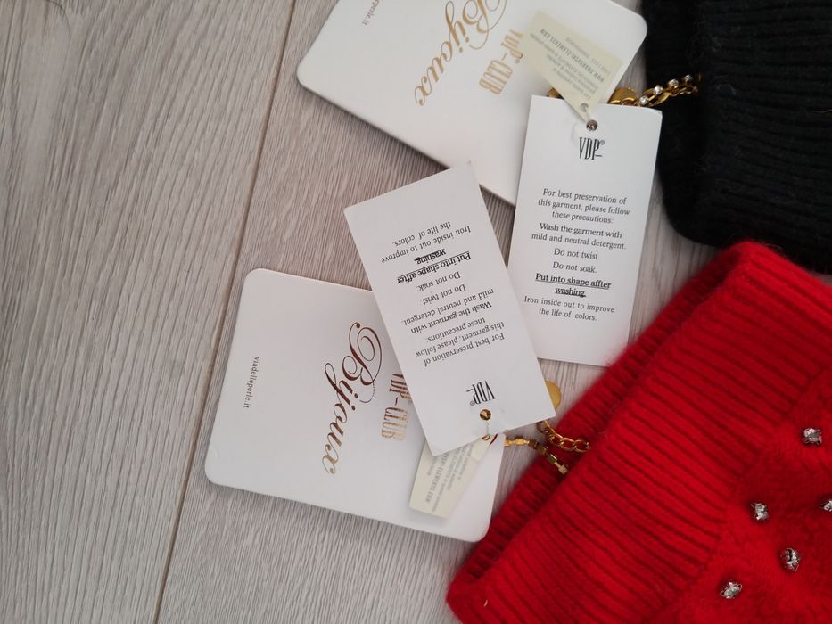 Fesuri Bijoux VDP-CLUB / Disponibil Roșu