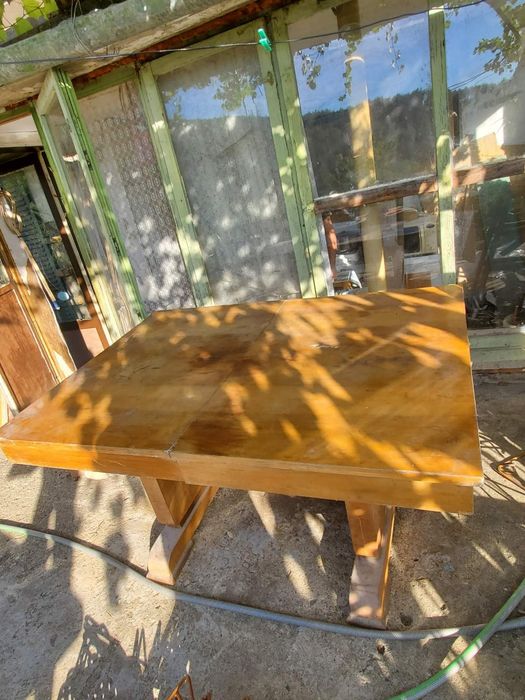 Маса - масивно дърво - разтегателна