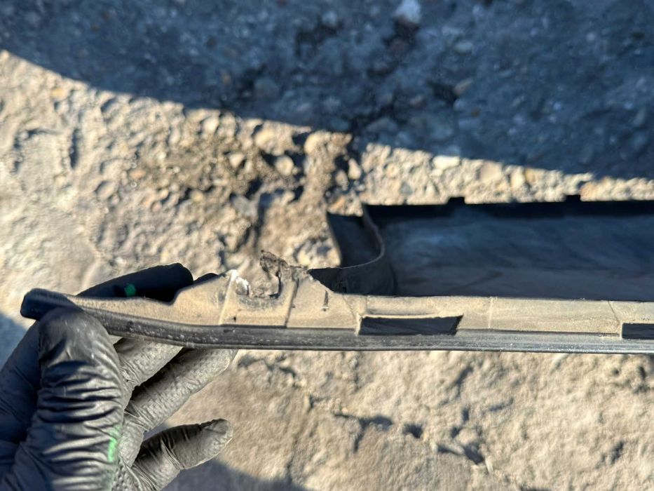 Bara spate completa BMW seria 7 F01 F02 Carbonschwarz Metallic 416