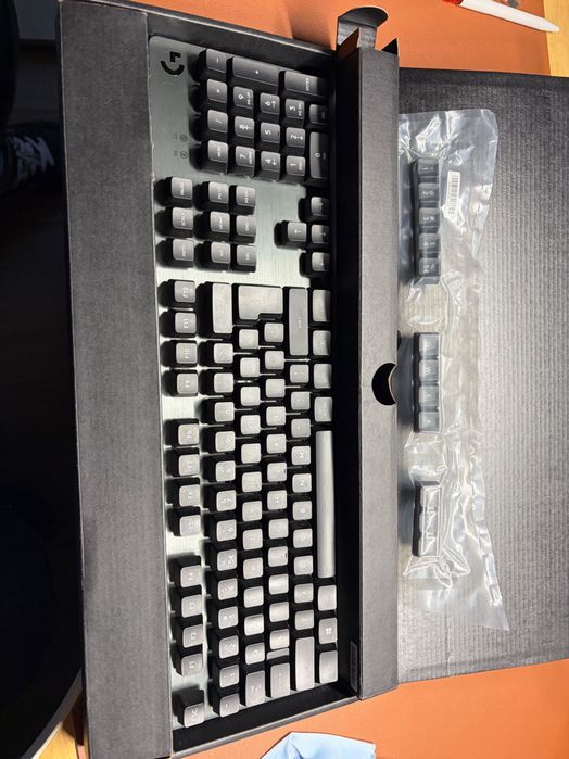 Tastatura mecanica Logitech G413 Carbon