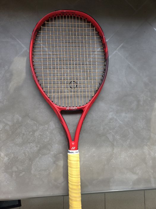 Тенис ракета YONEX VCORE  100