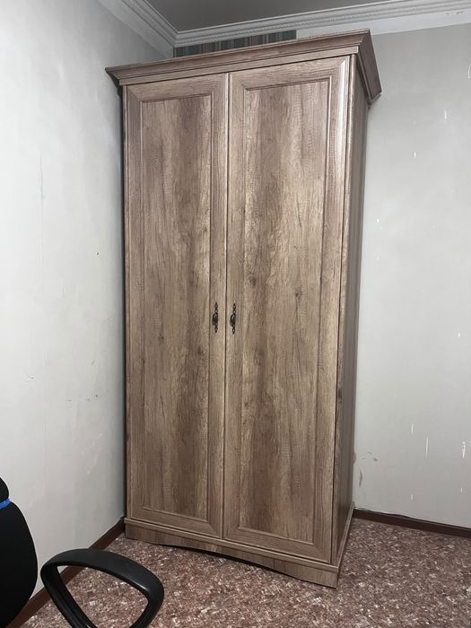 Продам диван, тумба, шкаф со столиком
