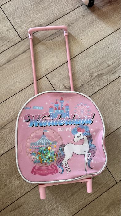 Продам детский чамодан