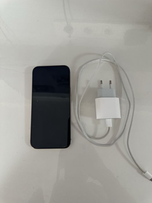 Продам Айфон 16 промакс