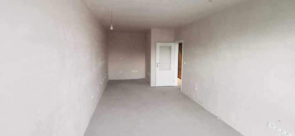 Продава се Двустаен апартамент в Пловдив, Център - 70 кв.м за 944 €/кв.м - Снимка #8