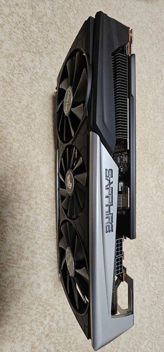 Vand placa video Sapphire RX5700 XT Nitro