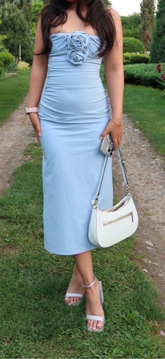 Платье голубое длинное