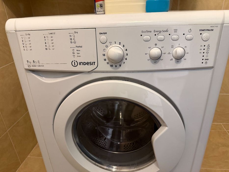 Пералня със сушилня Indesit IWDC 7105