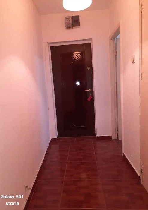 Vanzare garsoniera zona Militari Gorjului