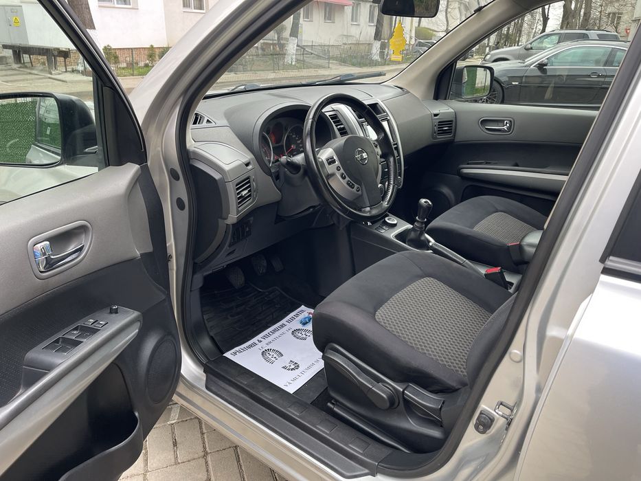 Nissan X trail T31 2.0dci 150cp 4x4 Decuplabil La Buton An 2008