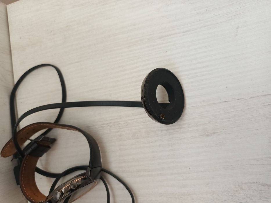 Смарт часовник ASUS Zen Watch 3