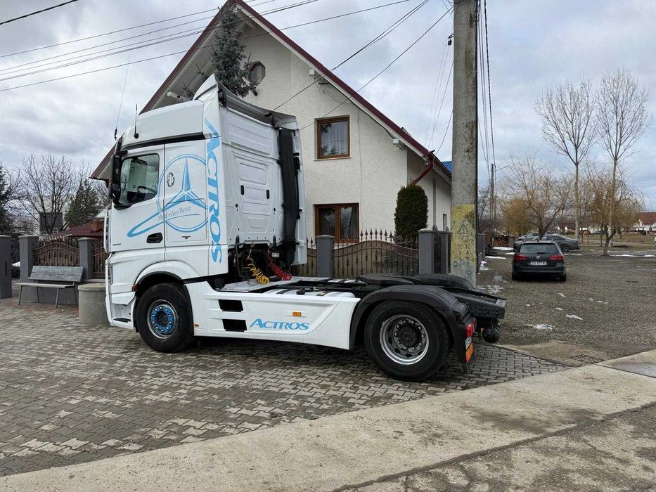 Vand Mercedes-Benz Actros 1845