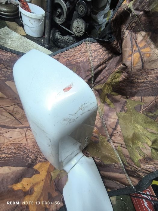 Зеркало на lexus -harrier правое