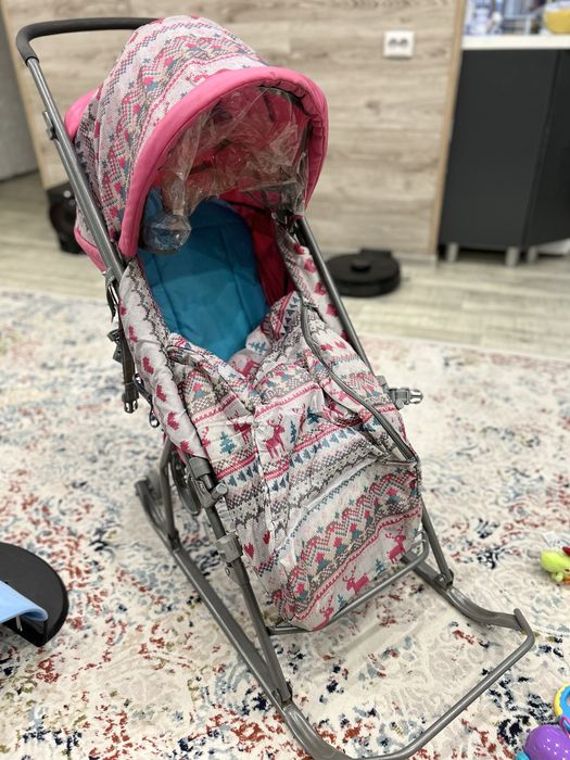 Продам сани в отличном состояни