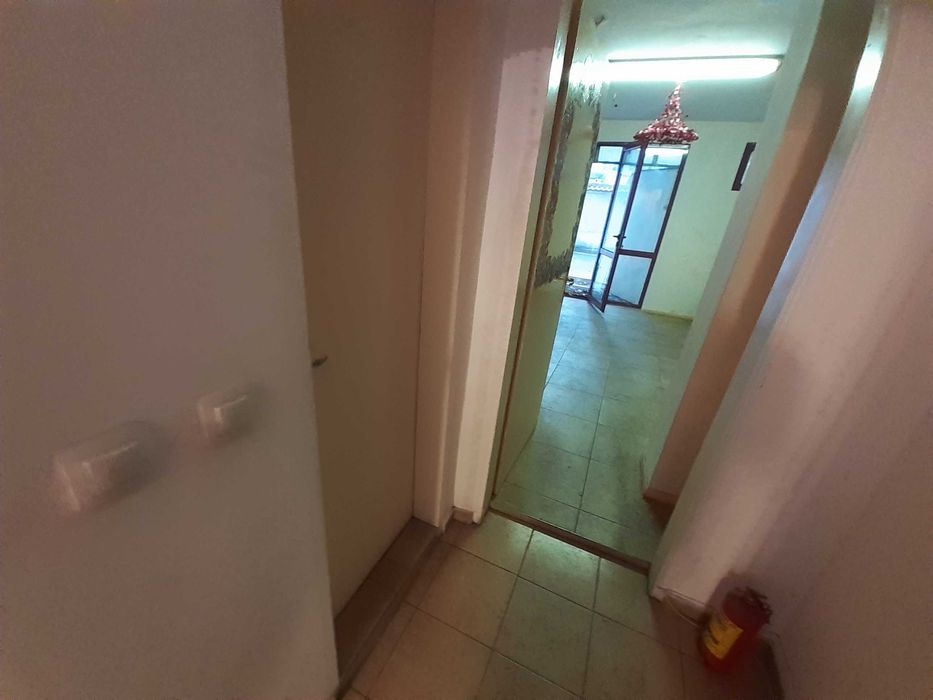 Дава се под наем Магазин в Варна, Окръжна болница - 45 кв.м за 561 € - Снимка #13