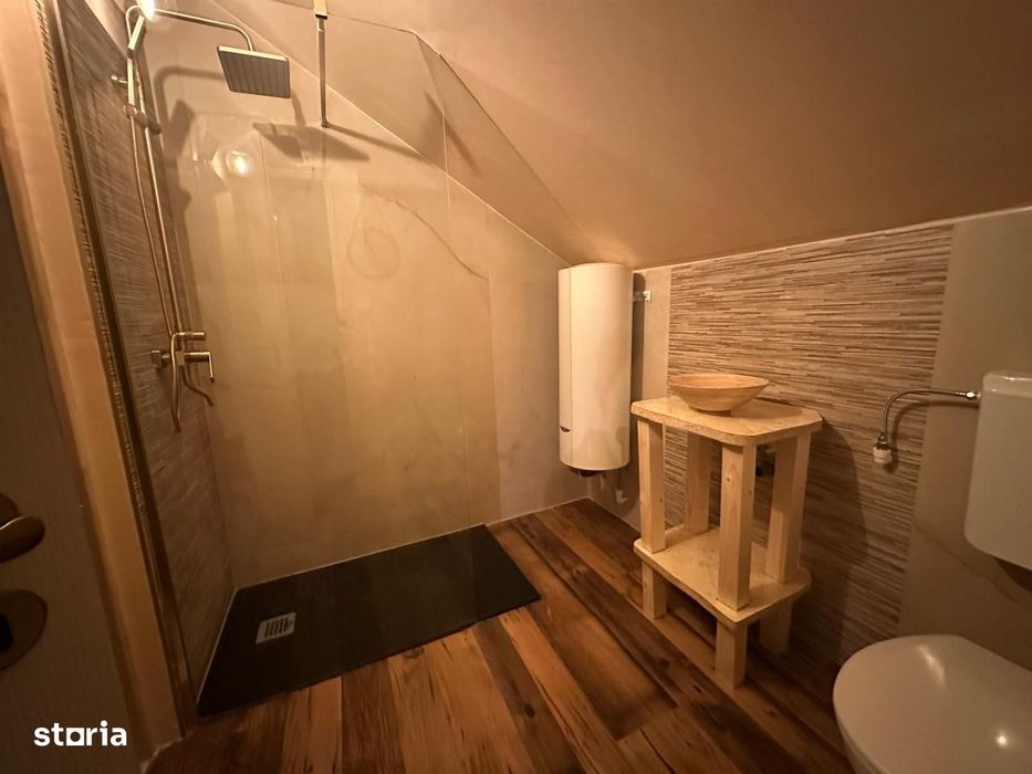 Cabana de vanzare