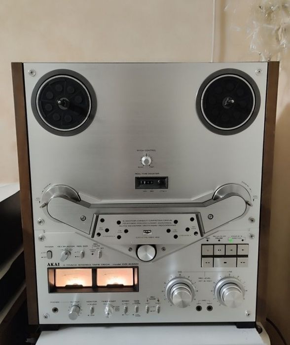 Магнитофон AKAI 635GX
