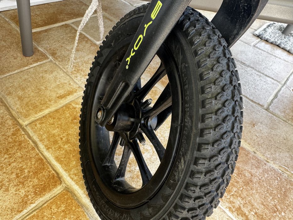 Bicicleta echilibru