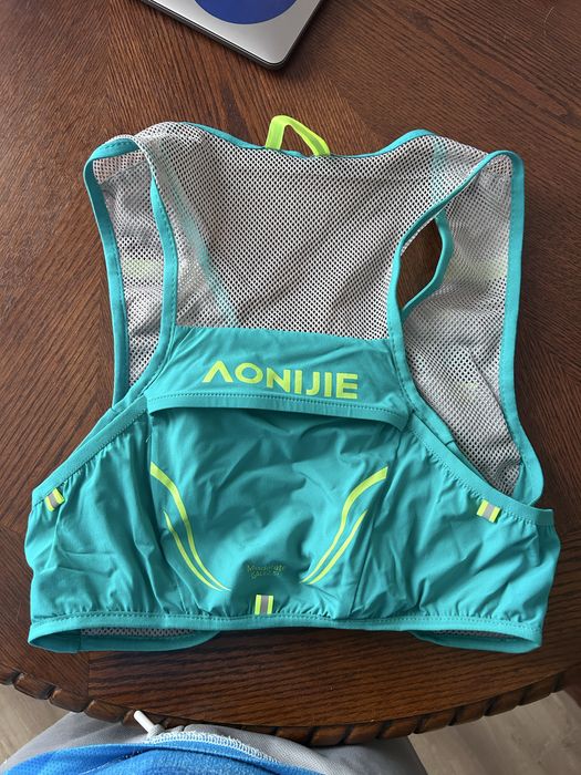 Беговой жилет Aonijie 2.5L S/M