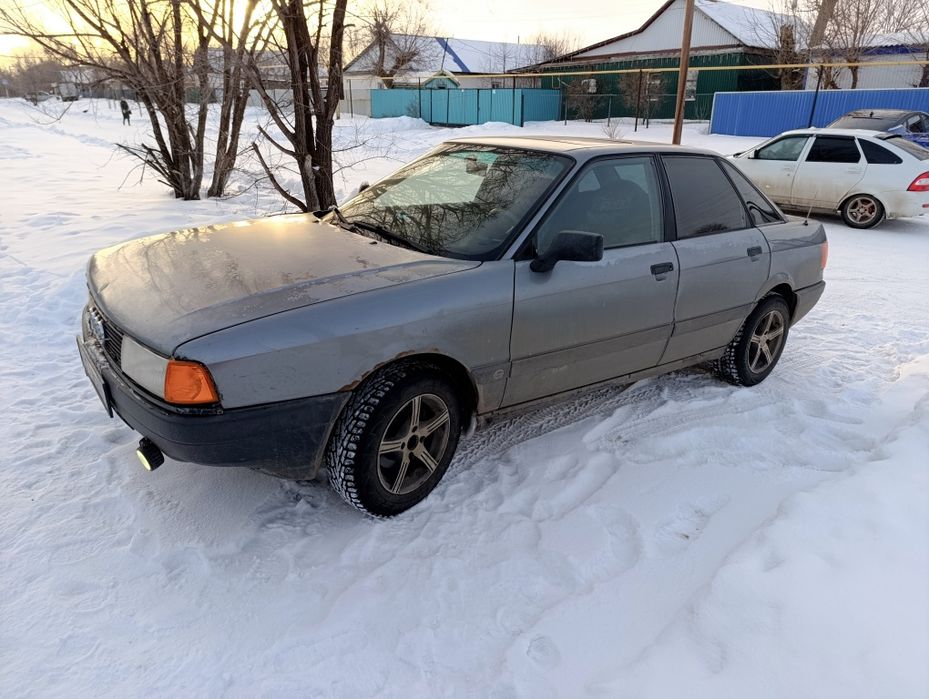 Продам Ауди 80 б3