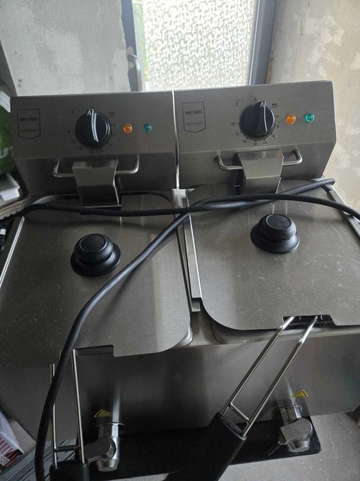Friteuza dubla 2x8l 220 v