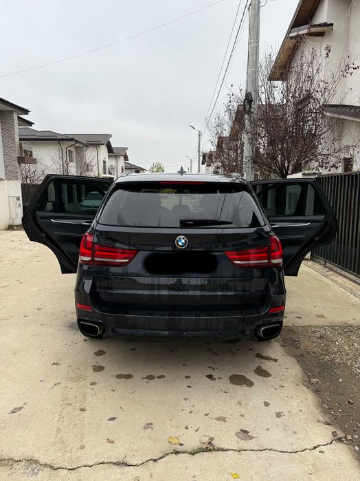 BMW X5 2015 xDrive 30D Pachet M Interior / Exterior
