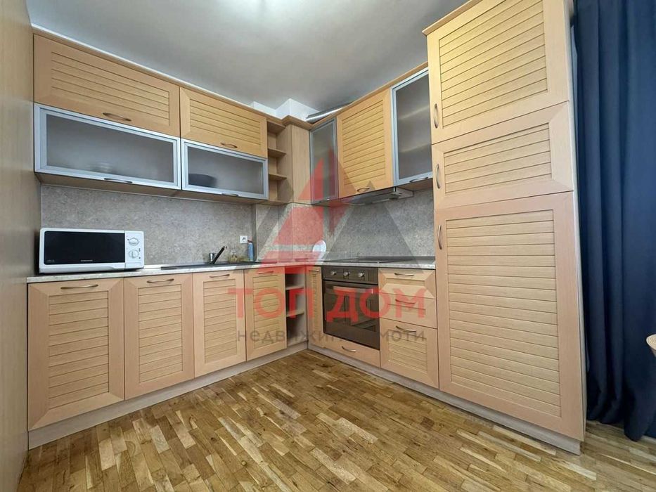 Дава се под наем Двустаен апартамент в Варна, Център - 70 кв.м за 800 € - Снимка #4