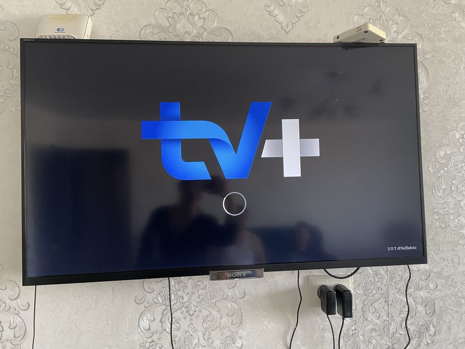 Телевизор Sony  110 см