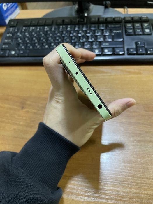 Redmi note 14, в идеальном состояние.