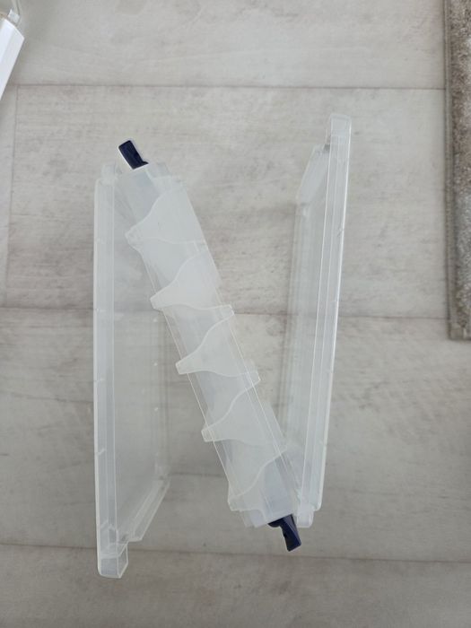 Cutii Meiho clear case