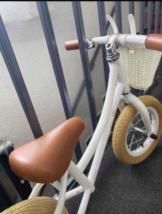 Bicicleta de echilibru