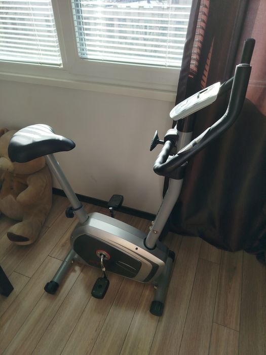 Велоелгометър TopSport 8304Z за  трениращи с ръст до 190 см